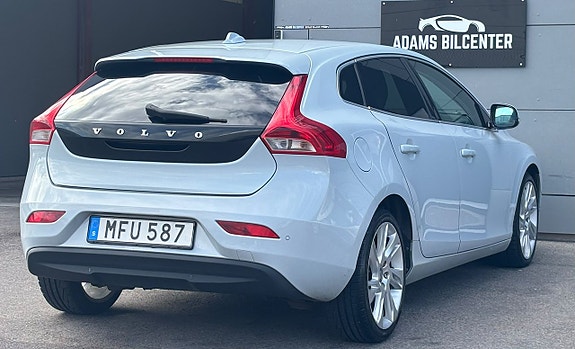 Volvo V40 5 of 12