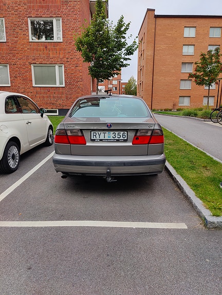 Saab 9-5 3 of 5