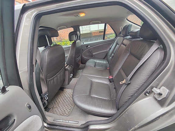 Saab 9-5 5 of 5