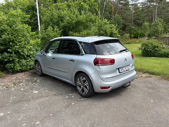 Citroen C4 Picasso 4 of 9