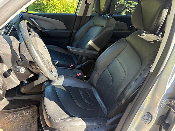 Citroen C4 Picasso 5 of 9