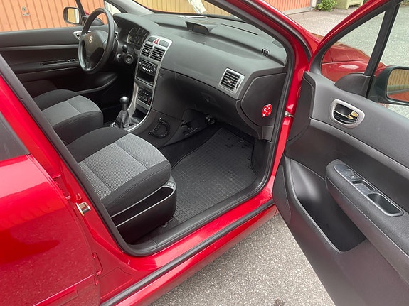 Peugeot 307 5 of 7