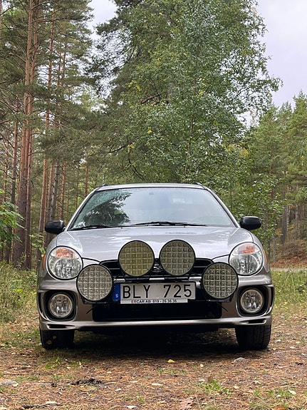 Subaru Impreza 5 of 11