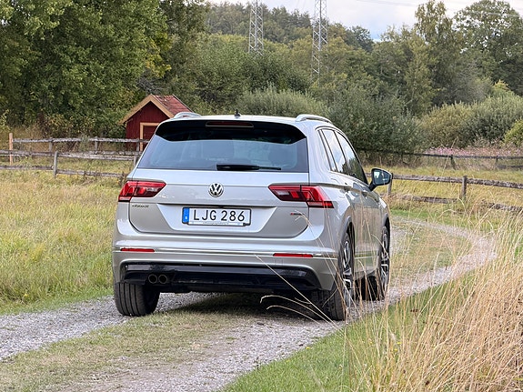 Volkswagen Tiguan 5 of 12