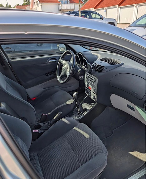 Alfa Romeo 147 4 of 4