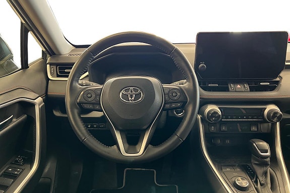 Toyota RAV4 11 of 21