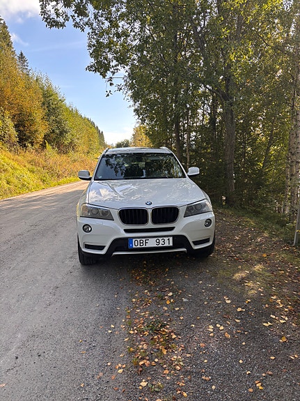 BMW X3 2 of 10