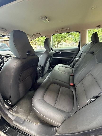Volvo V70 8 of 9