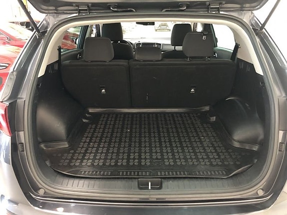 Kia Sportage 8 of 9