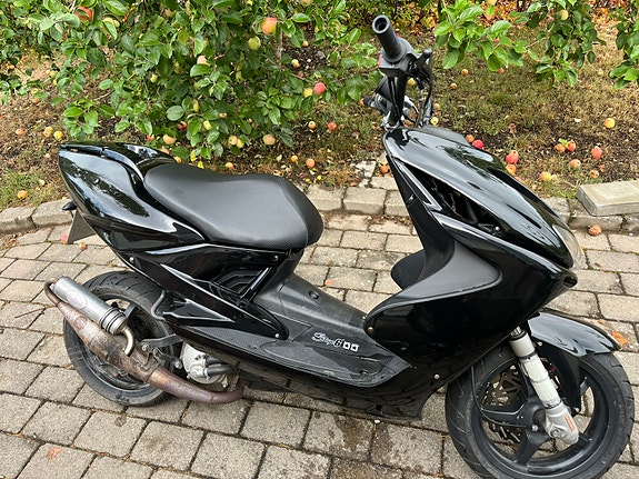 Yamaha Yamaha Aerox 2 of 4