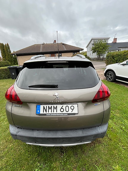 Peugeot 2008 4 of 6