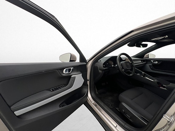 Polestar 2 10 of 30