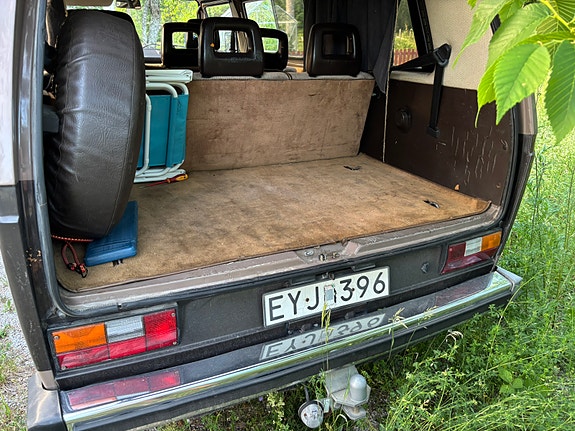 Volkswagen Caravelle 26 of 27