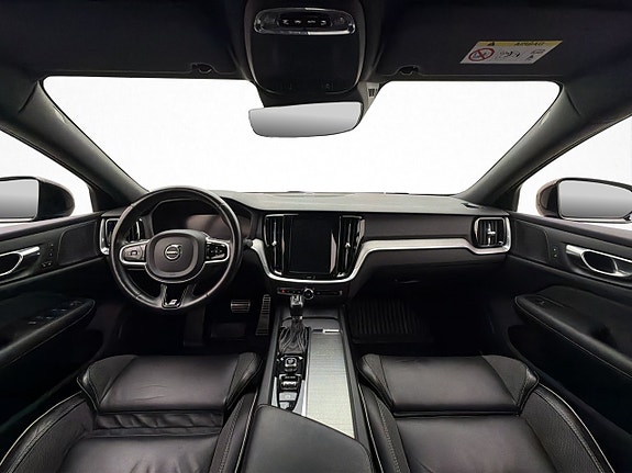 Volvo S60 11 of 30