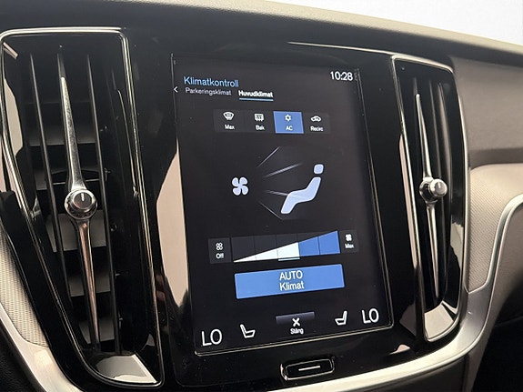Volvo S60 18 of 30