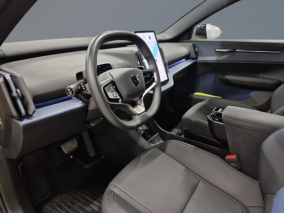 Volvo EX30 5 of 10