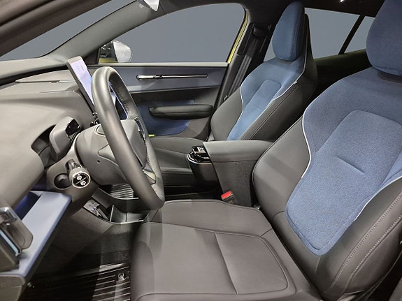 Volvo EX30 6 of 10
