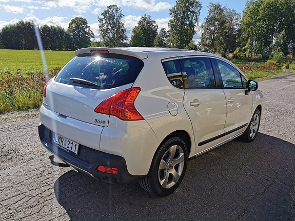 Peugeot 3008 3 of 12