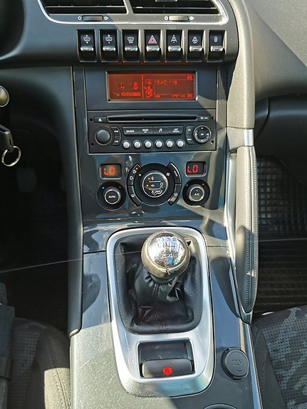 Peugeot 3008 11 of 12