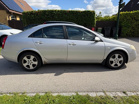 Nissan Primera 3 of 5