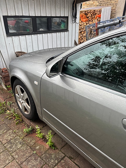 Audi A4 3 of 3