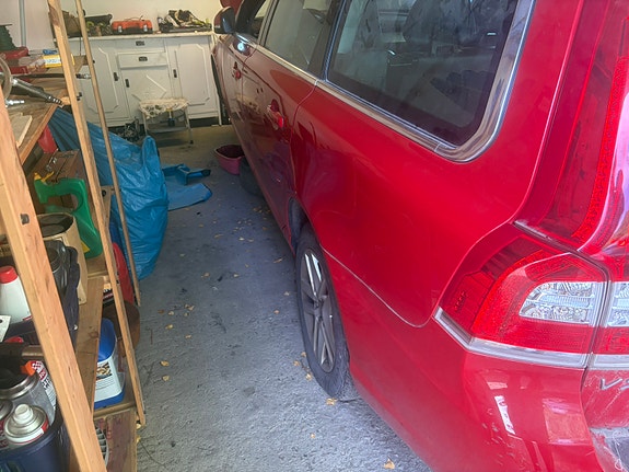 Volvo V70 7 of 14