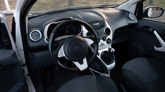 Ford Ka 4 of 5
