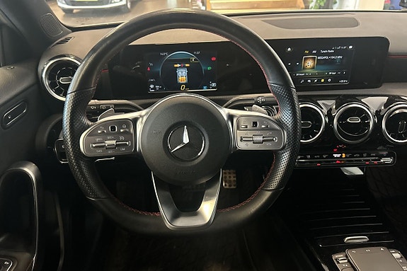 Mercedes-Benz A180 13 of 24