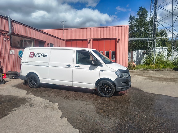 Volkswagen Transporter 2 of 6