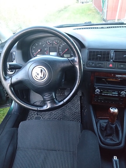 Volkswagen Golf IV 7 of 7