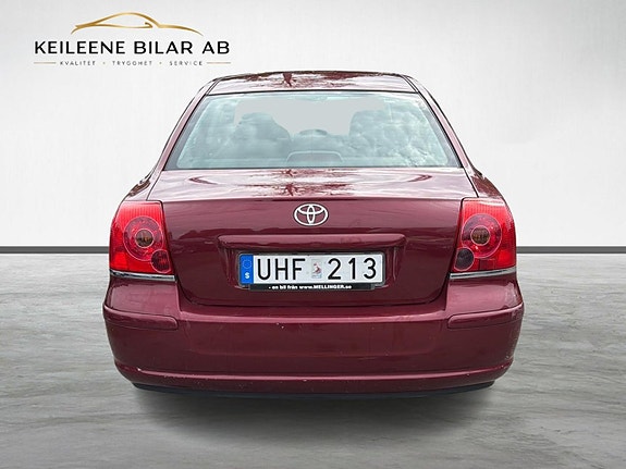 Toyota Avensis 6 of 22