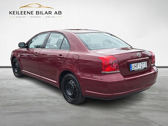 Toyota Avensis 9 of 22