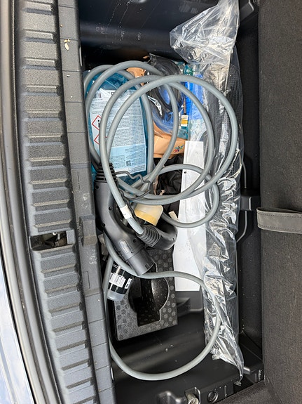 BMW iX 17 of 21