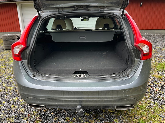 Volvo V60 5 of 11