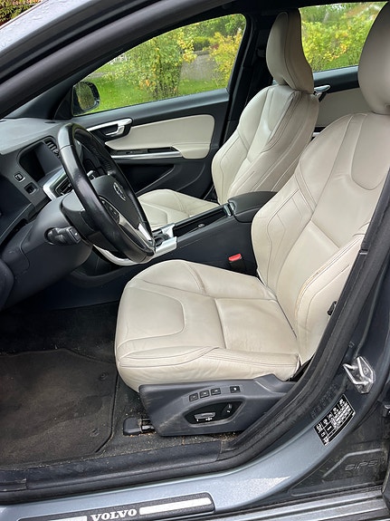 Volvo V60 6 of 11