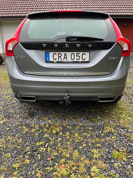 Volvo V60 4 of 11