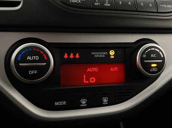 Kia Picanto 17 of 24