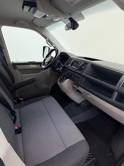 Volkswagen Transporter 10 of 10