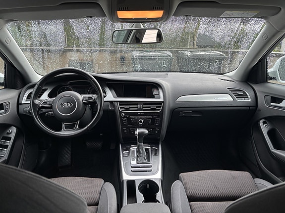 Audi A4 allroad 4 of 5