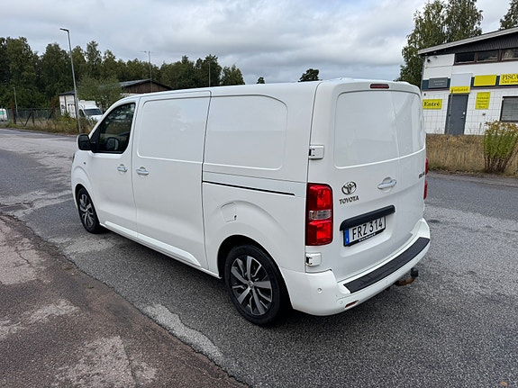 Toyota Proace 2 of 6