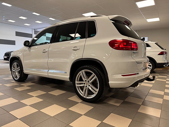Volkswagen Tiguan 5 of 20