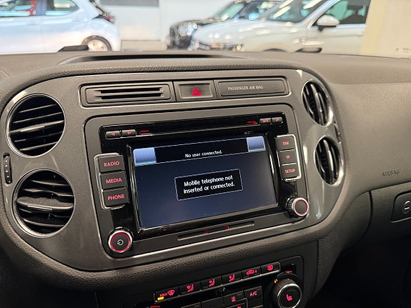 Volkswagen Tiguan 9 of 20