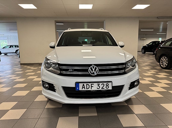 Volkswagen Tiguan 3 of 20