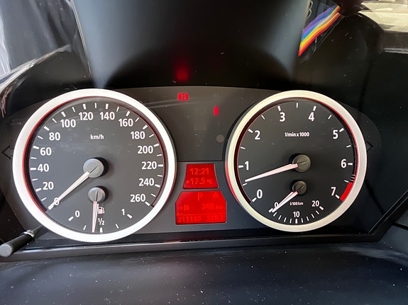 BMW 530i 6 of 10