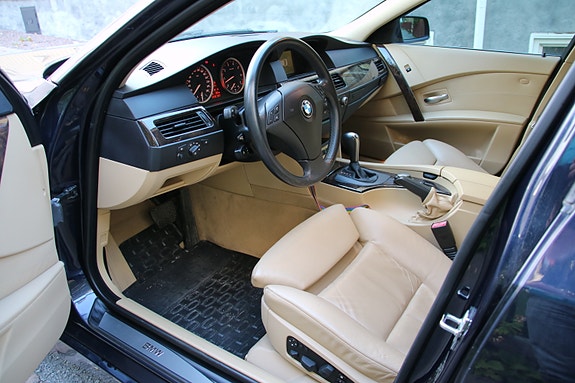 BMW 530i 5 of 10