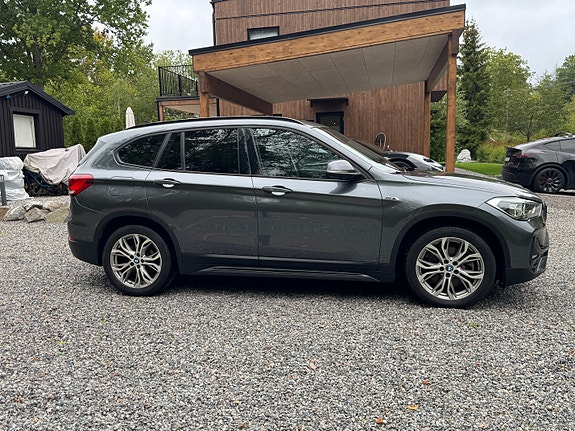 BMW X1 3 of 6
