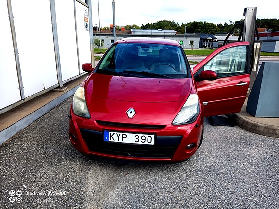 Renault Clio 2 of 4