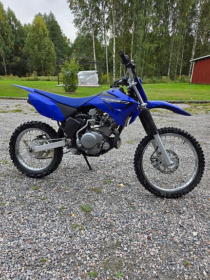 Yamaha TTR 125 2 of 2