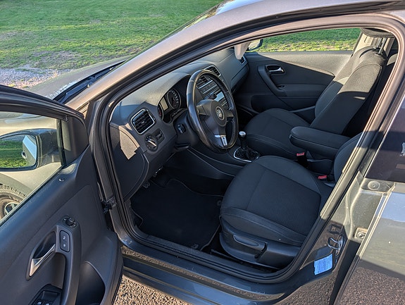Volkswagen Polo 14 of 18