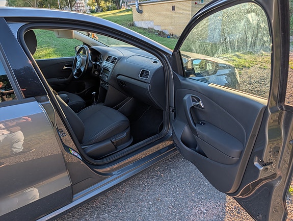 Volkswagen Polo 9 of 18